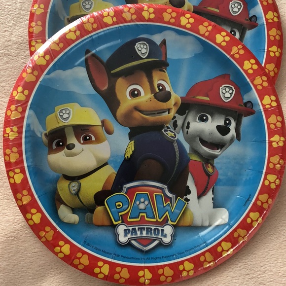 NWT Paw Patrol Plates - Picture 2 of 4
